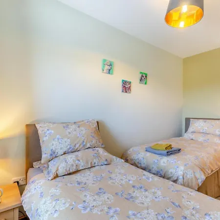 Holiday home 2 Bed In Isel Oc-o32077